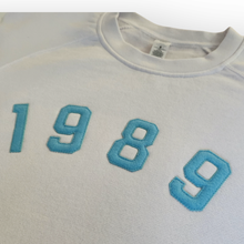 Load image into Gallery viewer, 1989 Vintage Raglan Sweatshirt