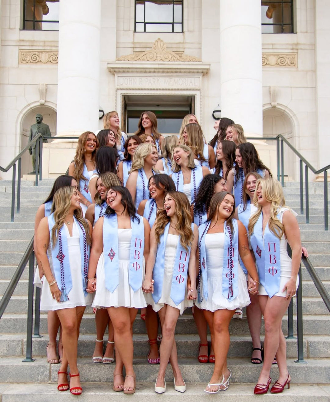 Pi Beta Phi Graduation Stole With Crest - Heritage Blue, Wine & White